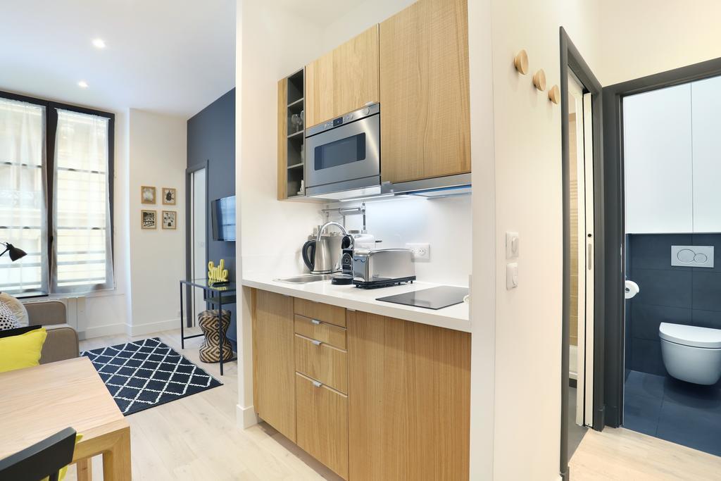 Rent A Room - Residence Blanche Paris Eksteriør bilde