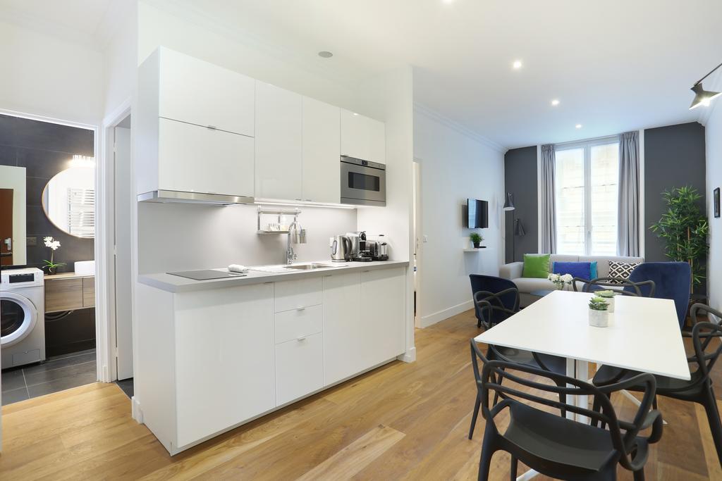 Rent A Room - Residence Blanche Paris Eksteriør bilde