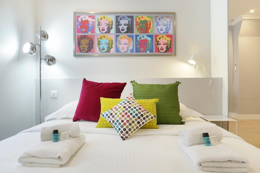Rent A Room - Residence Blanche Paris Eksteriør bilde