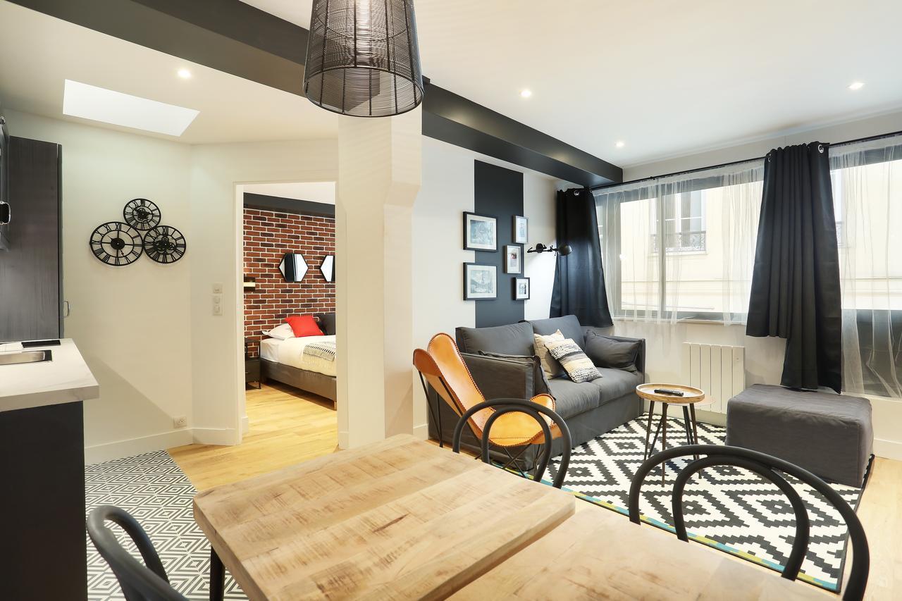 Rent A Room - Residence Blanche Paris Eksteriør bilde