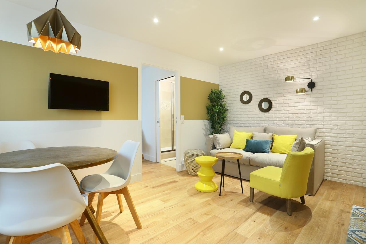 Rent A Room - Residence Blanche Paris Eksteriør bilde