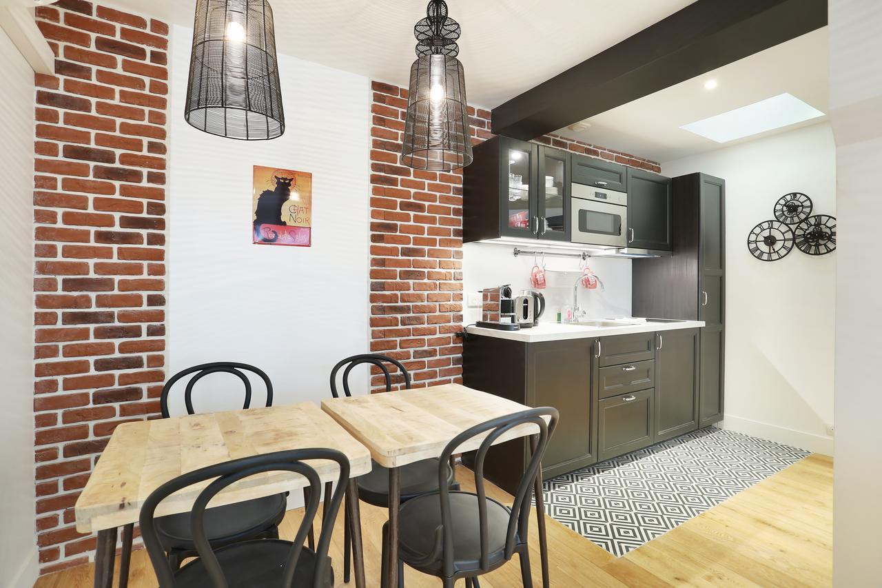 Rent A Room - Residence Blanche Paris Eksteriør bilde